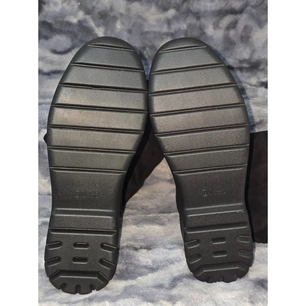 NWB Bzees Brandy 2 Black Faux Suede Knee High Wedge‎ Boots Womens Size 7.5